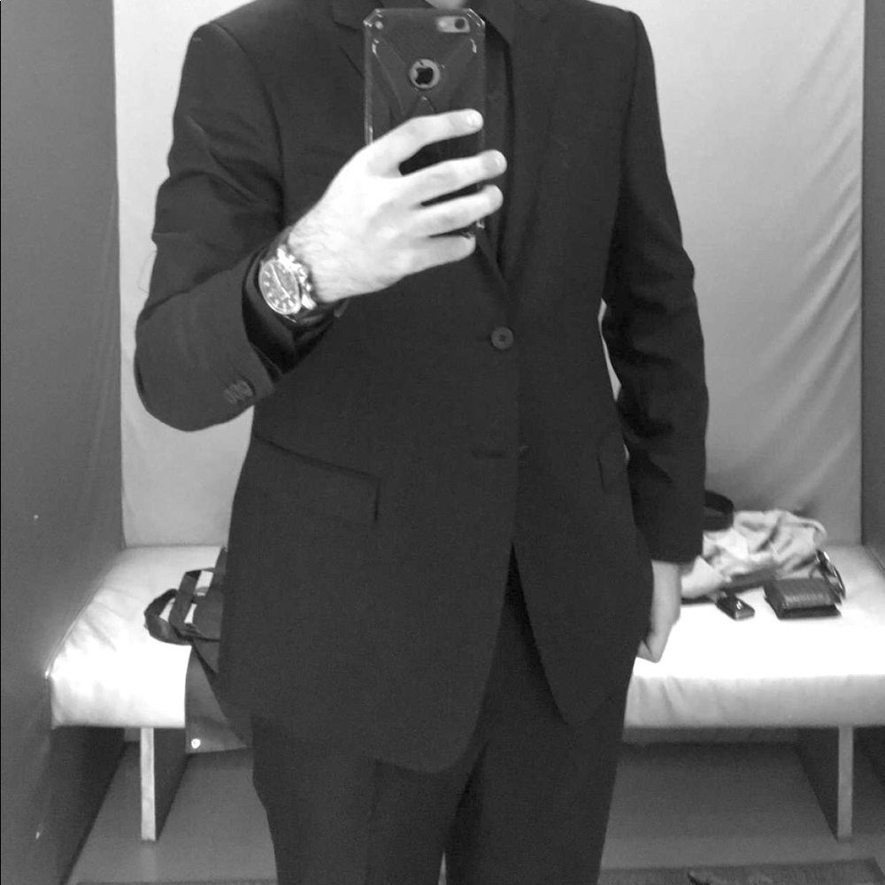Emporio Armani Suit ( Only worn twice)